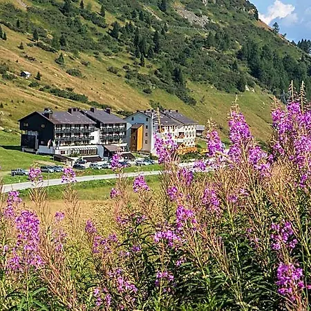 Lägenhetshotell Campolongo